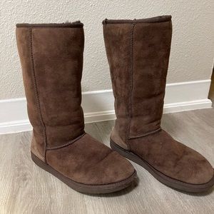 Uggs Chocolate Brown tall